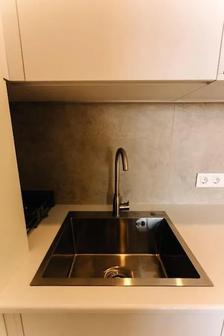 Apartment 46 M 3 Sleeping Spots In The Center Of Batumi
